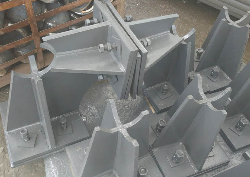 五大连池煤棚网架双向支座