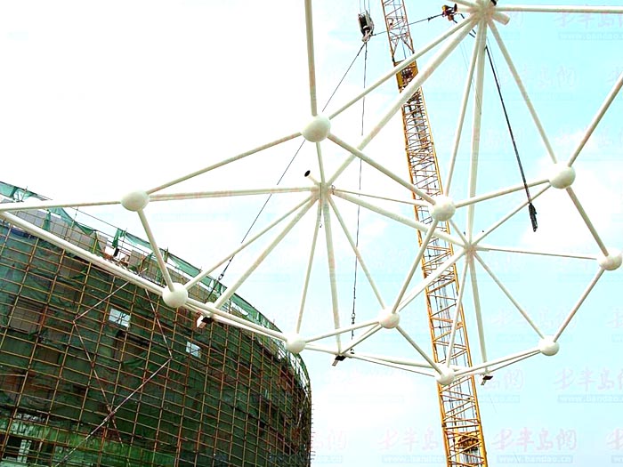 五大连池体育馆网架安装