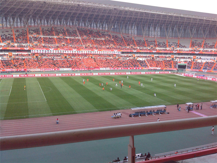 五大连池体育场看台网架加工